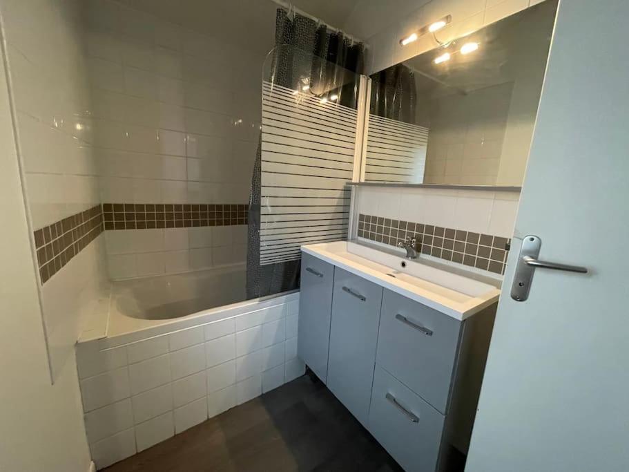 Appartement 2 Chambres A 3 Min A Pied De La Plage Сен-Валери-ан Ко Экстерьер фото